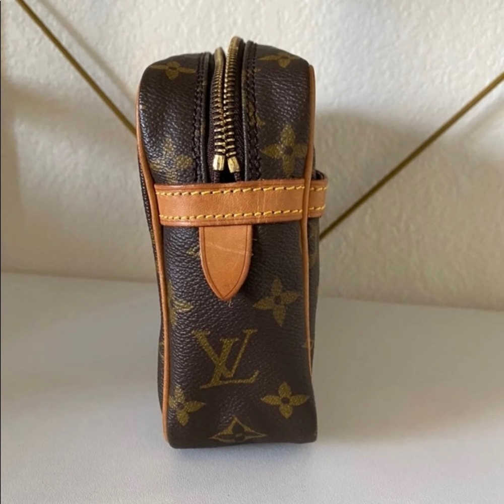 Vintage Louis Vuitton clutch